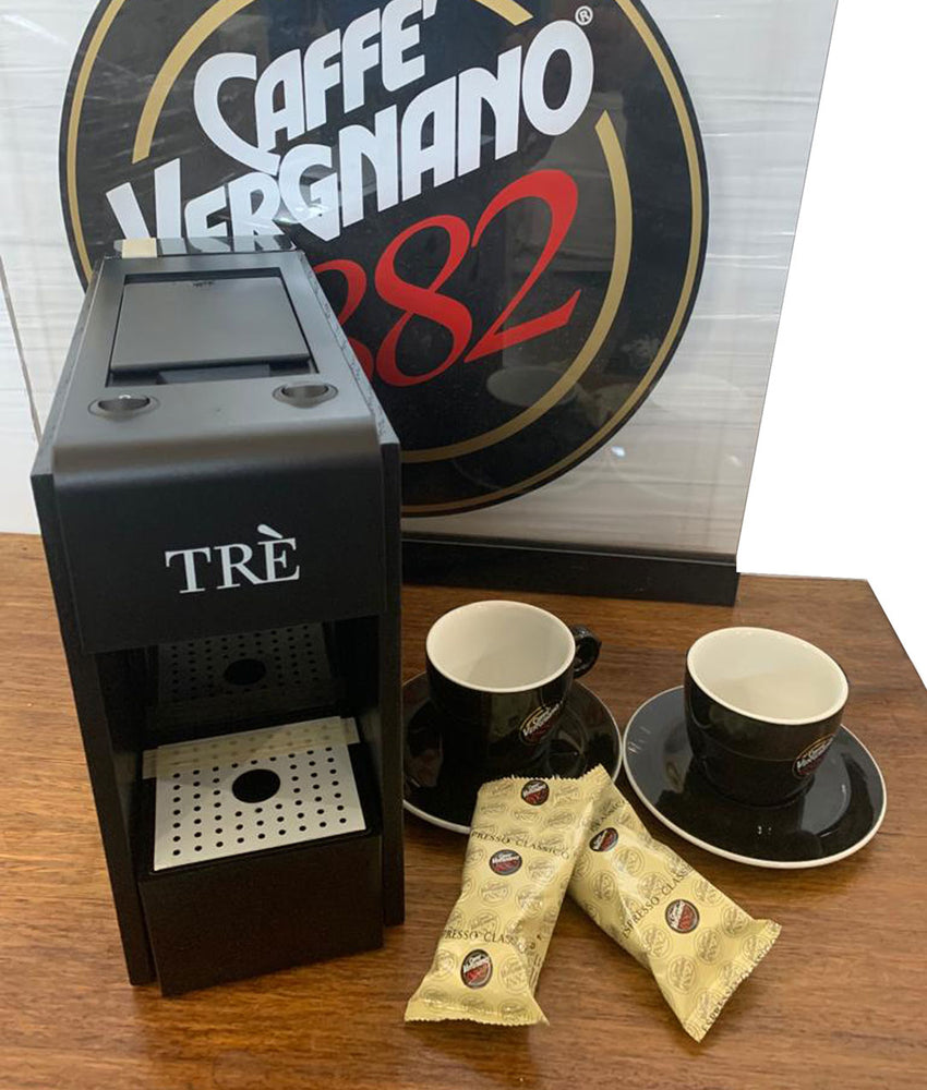 Pack Máquina TRE FAP + 1 CAJA DE 100 CAPSULAS ESPRESSO ARABICA + 2 TAZAS CAPPUCCINO DE REGALO !